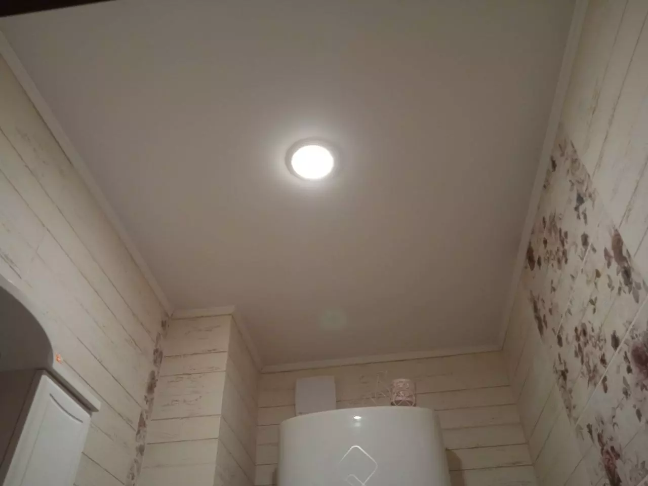 Артем, улица Кирова, 9/1 ст2, фото 1