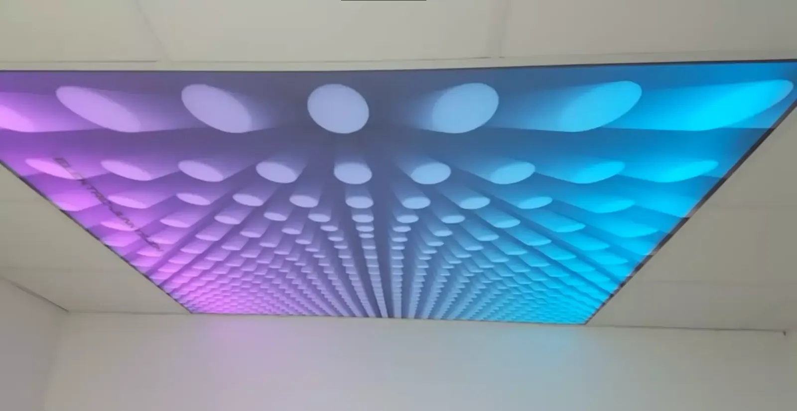 3D натяжной потолок для офиса — Севастополь, улица Соловьёва, 6а, фото 2